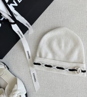 샤넬 25A 공방 CC로고 비니 니트 모자