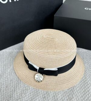 샤넬 25A 공방 스트로햇 라피아 모자 CC로고 라탄 파나마햇 보터햇 베이지 AAB225