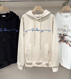버버리 노트 로고 코튼 후디 맨투맨 81062921