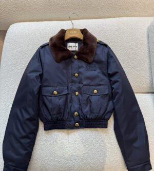 미우미우 GAZAR 로고 패치 테크니컬 자켓 ML1414