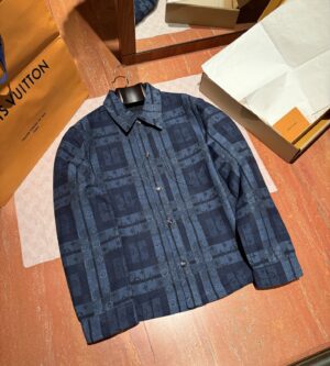 루이비통 모노그램 타탄 데님 오버셔츠 자켓 1AIK91