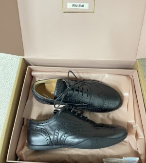 [미우미우 송아지 가죽 브로그 슈즈 5E511E