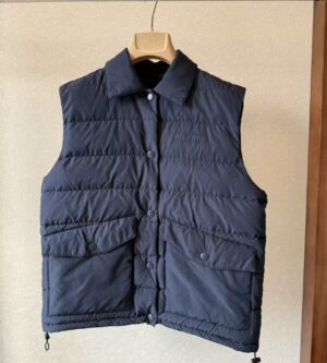 미우미우  테크니컬 퐁제 다운 베스트 패딩 조끼 ML1407