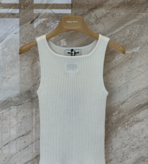 미우미우 울 골지 니트 탱크탑 MMV247