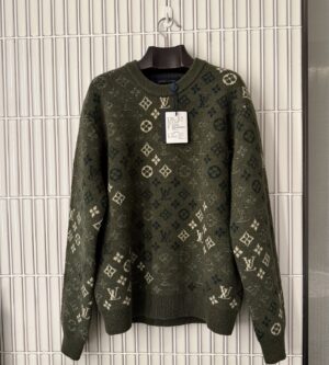 루이비통 모노그램 풀오버 남성 니트 1AJBTM