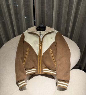 루이비통 남성 모노그램 블루종 위드 시어링 칼라 자켓 1AJBCQ