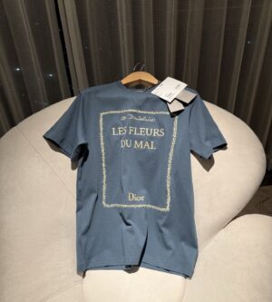 디올 캐주얼 핏 Book Cover 자수 티셔츠 683J610A0677