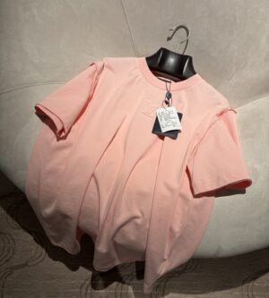 루이비통 엠보스드 LV 티셔츠 1AJAYH