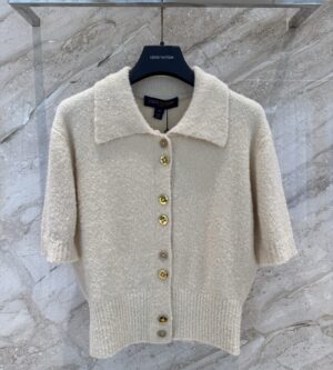루이비통 모노그램 버튼 니트 반팔 가디건 1AJHM6