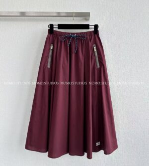 미우미우 테크니컬 패브릭 미디 스커트 MG2250