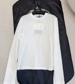 프라다 트라이앵글 로고 저지 긴팔 티셔츠 34630