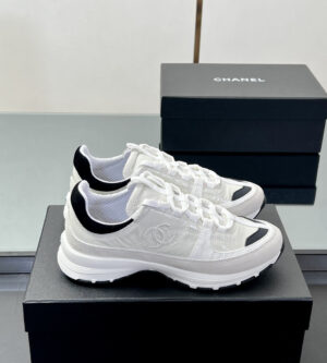 샤넬 25A 공방 스니커즈 CC로고 벨벳 스웨이드 화이트 G46609