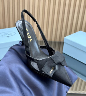 프라다 26SS 리본 메쉬 힐 펌프스 1I308O