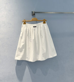 미우미우 포플린 스커트 MG2425