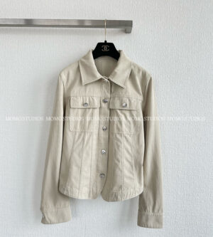 샤넬 26SS 개버딘 자켓 P82404