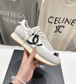 샤넬 스니커즈 2026 봄여름 프리컬렉션 화이트 다크그레이 G47131