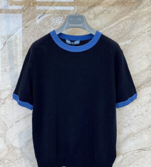 프라다 캐시미어 크루넥 반팔 니트 P24Z2H