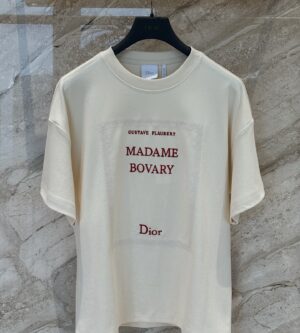 디올 북 커버 오버사이즈 크롭 티셔츠 623T12A4282