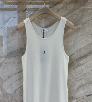 생로랑 립 디테일 코튼 저지 카산드라 나시 탑 823603