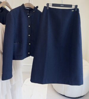 디올 부클레 스트레이트 미디 스커트 치마  621J44A1761