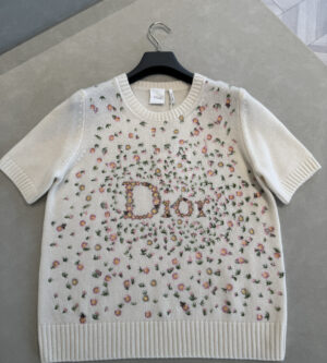 디올 데이지 가든 캐시미어 자수 반팔 니트 624S65A0F05