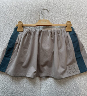 미우미우  워시드 트윌 미니스커트 ML1466