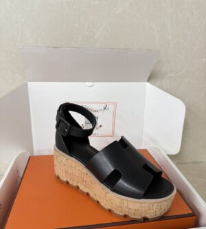 에르메스 26SS Luce 30 루체 레더 샌들 H252132Z02