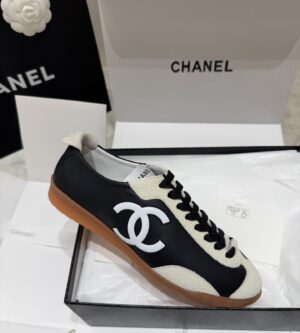 샤넬 26 스니커즈 CC로고 레더 로우탑 운동화 G47125
