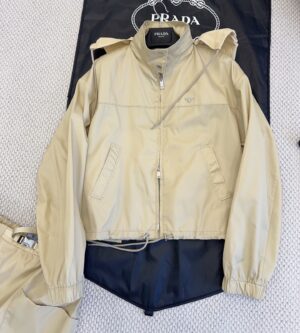 프라다 리나일론 블루종 여성 자켓 292351
