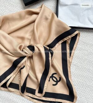 샤넬 스퀘어 스카프 CC로고 2026 SS 실크 AAB938