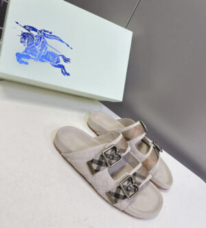 버버리 26SS 체크 벨크로 슬리퍼 남녀공용 8121946