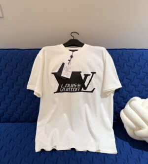 루이비통 프린티드 시그니처 티셔츠 1AJRDB