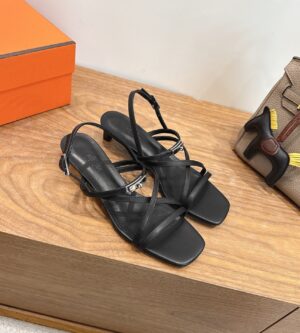 에르메스 뮤즈 Muse 40 샌들 H261041Z