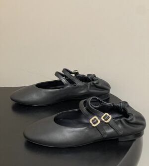 미우미우 루슈 나파 가죽 발레리나 플랫슈즈 5F579E