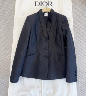 디올 은방울꽃 피티드 자켓 621V04A7990