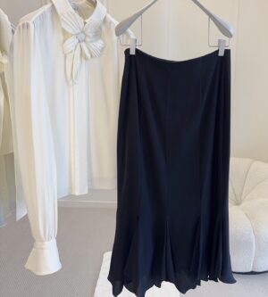 발렌티노 26SS 가라바니 비대칭 실크 스커트 BRAEV321B