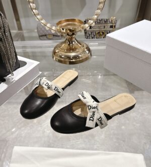 디올 26SS 램스킨 자디오르 뮬 블로퍼 샌들 KCF203LAB