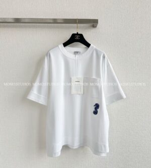 샤넬 26C 코튼 반팔 티셔츠 P81598