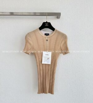 샤넬 26M 반팔 니트 탑 CC로고 골지 P81543